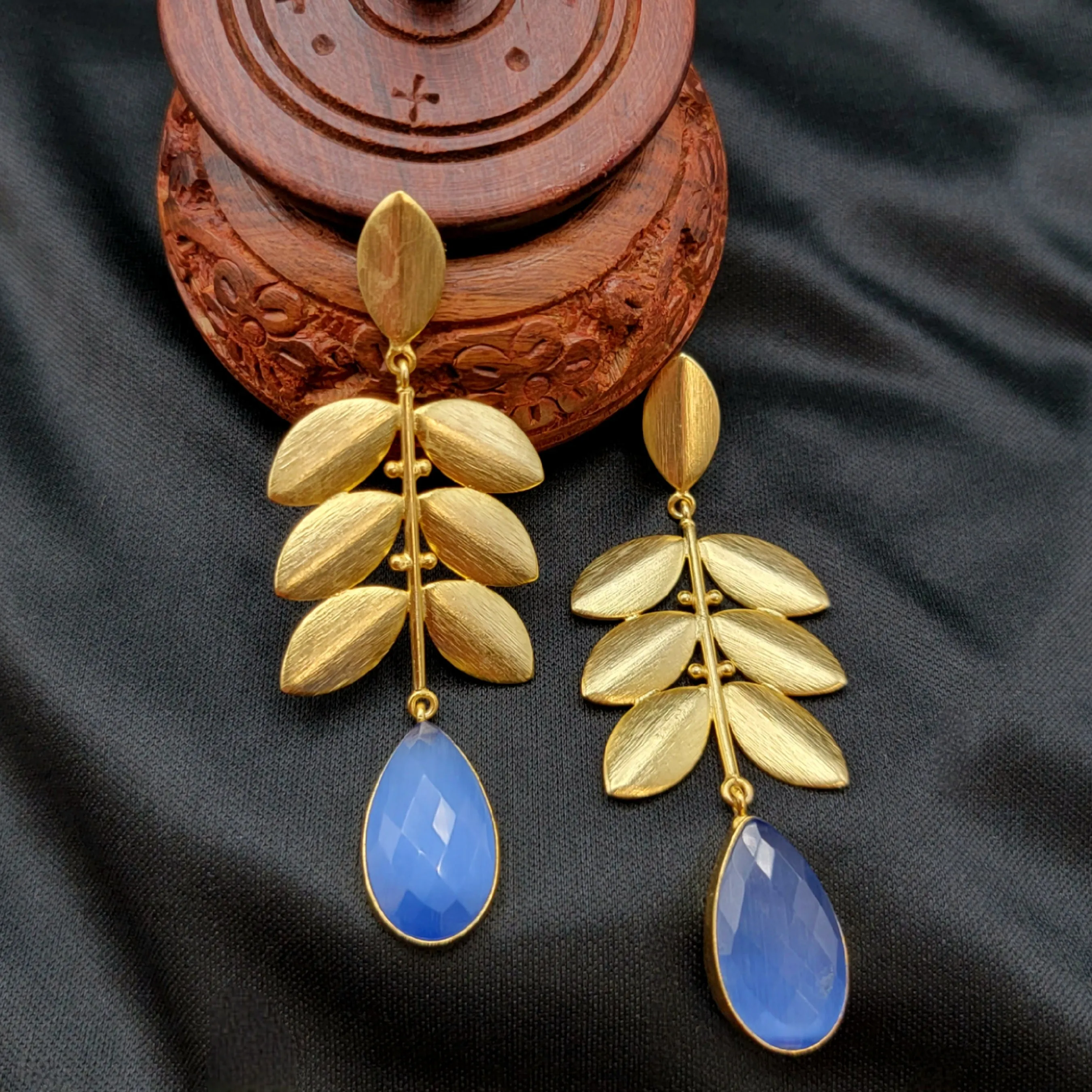 Contemporary Amrapali Style Blue & Gold Leaf Earring