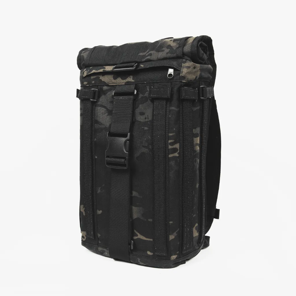 R6 Arkiv Field Pack