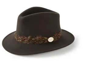 The Suffolk Fedora in Dark Brown (Bronze Feather Wrap)